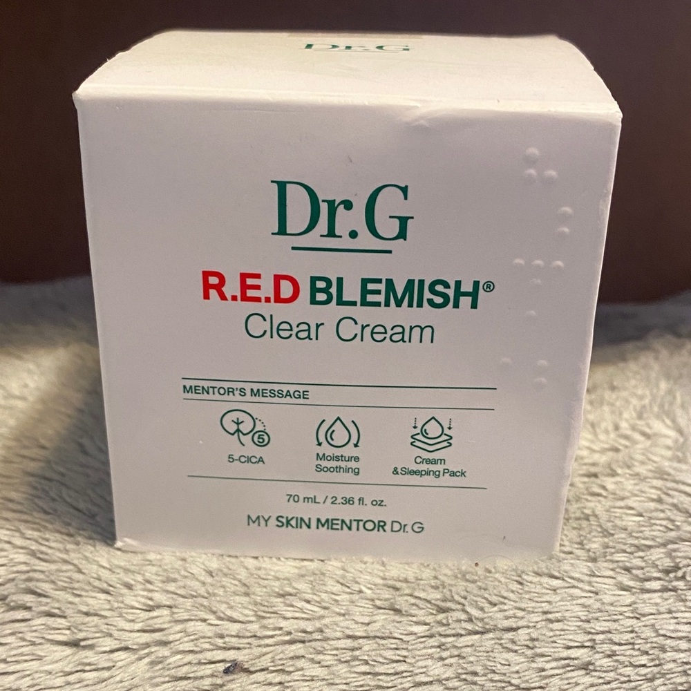 R.E.D Blemish Clear Cream — White & Red Soothing Moisturizer